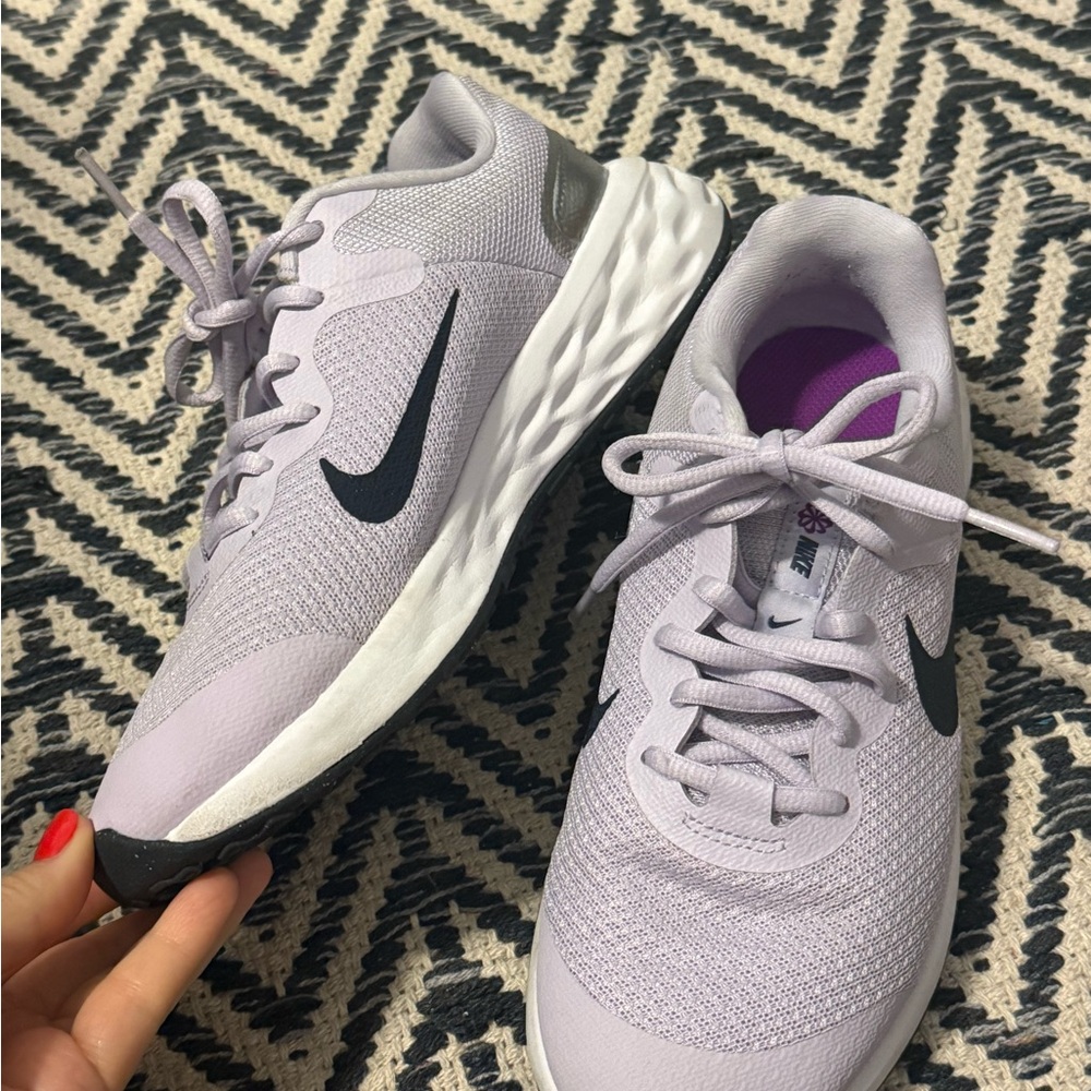 Nike Womens Lavender Running Sneakers